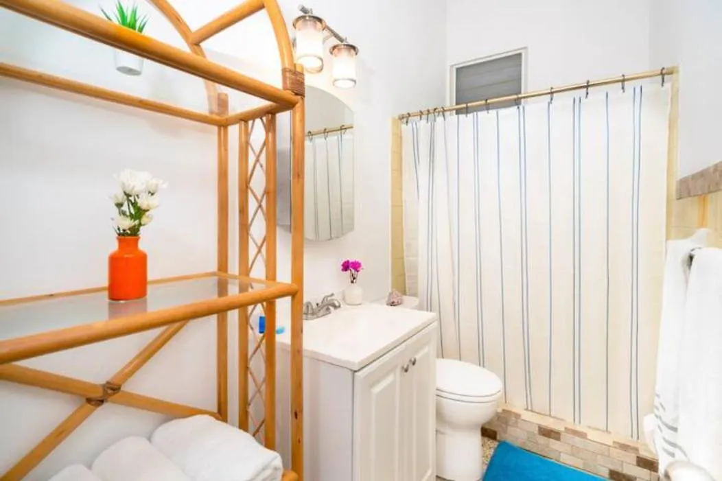 Apartment Comfy 2Br In Condado. Short Walk To The Beach. San Juan Puerto Rico
