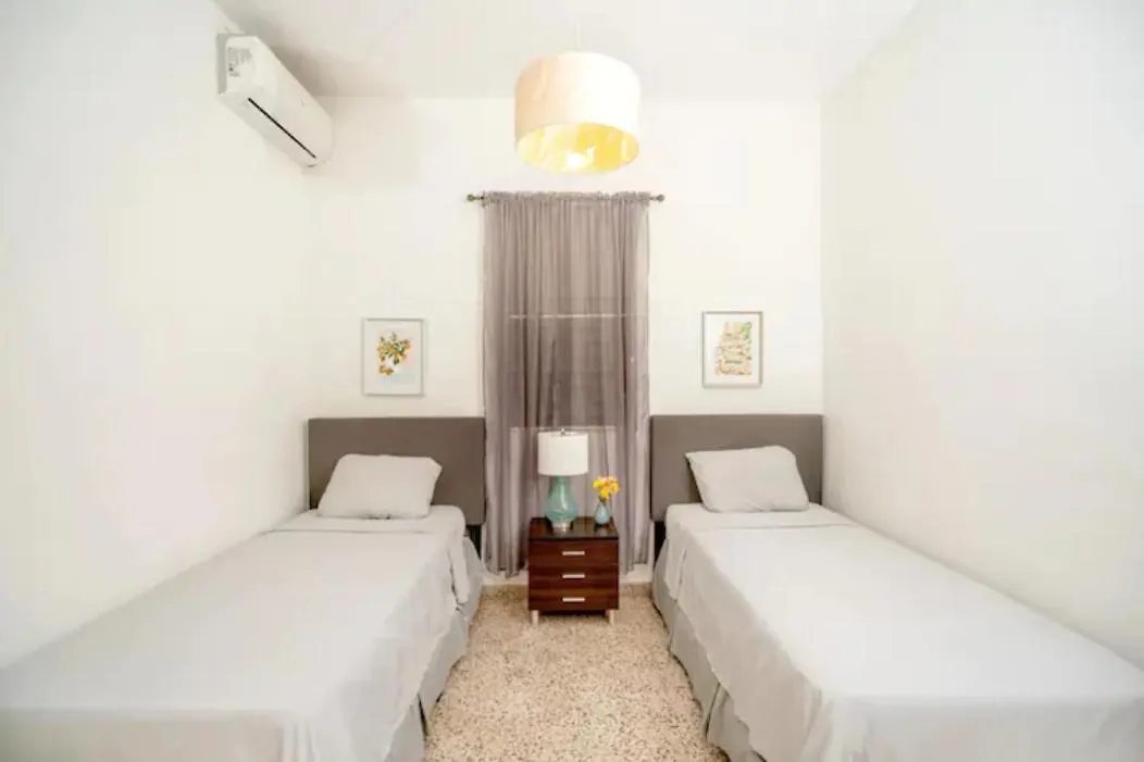 Comfy 2Br In Condado. Short Walk To The Beach. San Juan Daire
